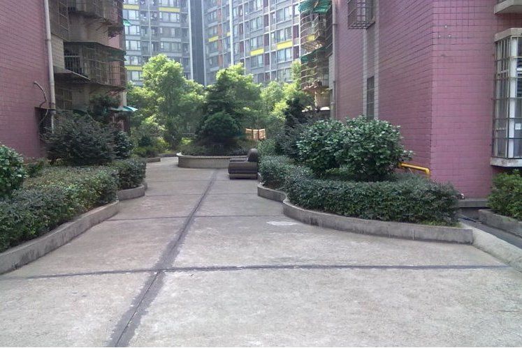 愛地林苑 愛地林苑