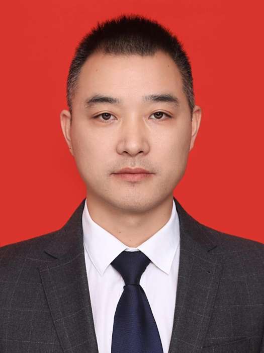 楊玉強(四川省眉山市東坡區經濟信息化和科學技術局黨組成員、東坡區先進制造業發展促進中心主任) 楊玉強(四川省眉山市東坡區經濟信息化和科學技術局黨組成員、東坡區先進制造業發展促進中心主任)