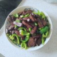辣椒炒豬血