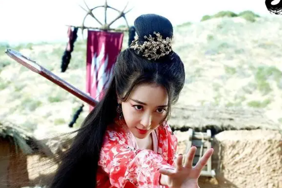 春三十娘(電視劇《大話西遊之愛你一萬年》中的角色) 春三十娘(電視劇《大話西遊之愛你一萬年》中的角色)