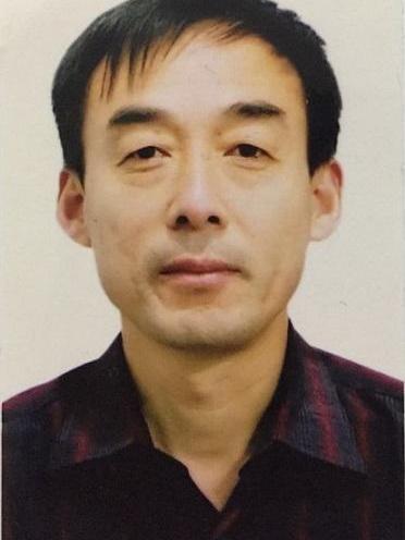 張朔(安徽省宿州市蕭縣縣委教育工委原委員、縣教育體育局原副局長) 張朔(安徽省宿州市蕭縣縣委教育工委原委員、縣教育體育局原副局長)