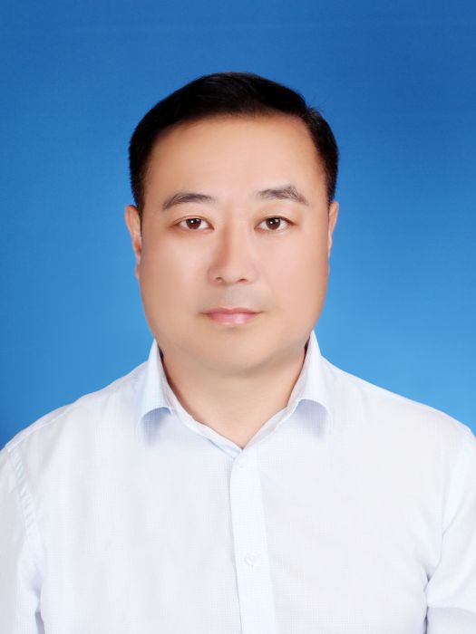 徐明(山東省高密市交通局黨組副書記兼公路事業發展中心黨委副書記) 徐明(山東省高密市交通局黨組副書記兼公路事業發展中心黨委副書記)