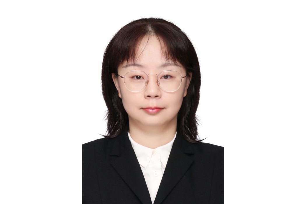 吳慧(上海市閔行區馬橋鎮社區管理辦公室主任) 吳慧(上海市閔行區馬橋鎮社區管理辦公室主任)