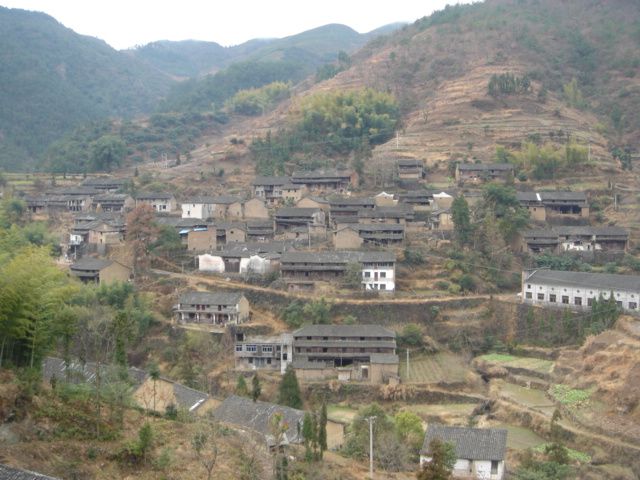 鄭坑村(浙江省景寧畲族自治縣鄭坑鄉鄭坑村) 鄭坑村(浙江省景寧畲族自治縣鄭坑鄉鄭坑村)