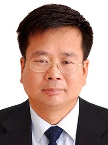 王永慶(航空工業瀋陽飛機設計研究所總設計師、多型飛機總設計師、航空工業首席技術專家、博士生導師) 王永慶(航空工業瀋陽飛機設計研究所總設計師、多型飛機總設計師、航空工業首席技術專家、博士生導師)