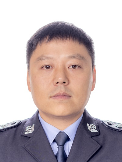 韓宇(四川省崇州市公安局黨委委員、政治處主任) 韓宇(四川省崇州市公安局黨委委員、政治處主任)