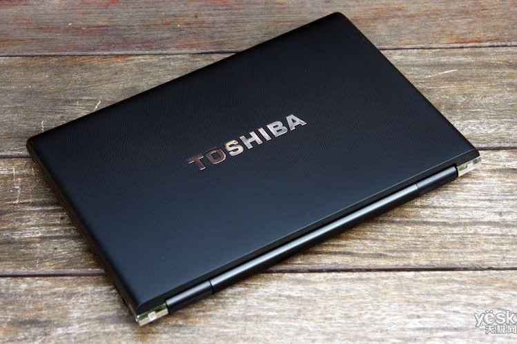 東芝R800-T02U 東芝R800-T02U