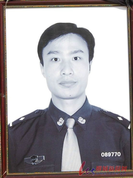 陳春龍(2008年山東省傑出青年衛士) 陳春龍(2008年山東省傑出青年衛士)