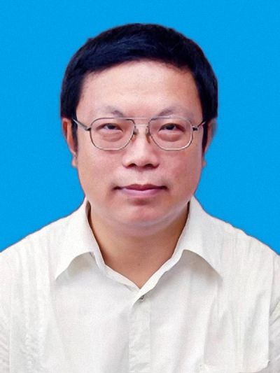 王彪(黃石市派駐市交通運輸局紀檢監察組組長)
