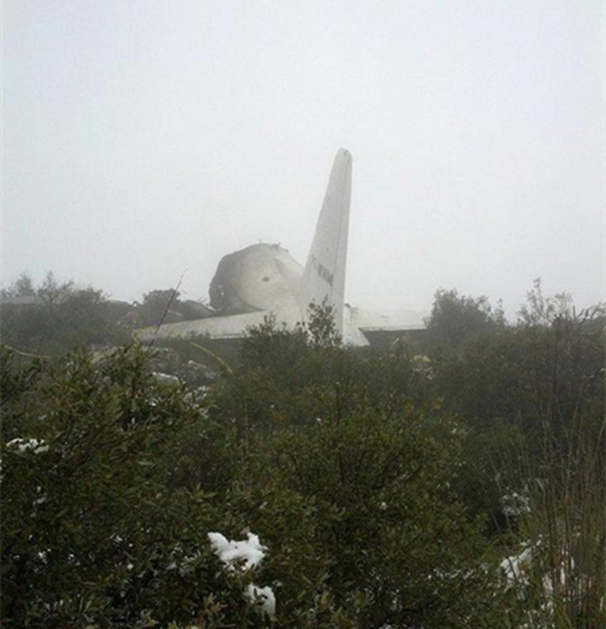 2·11阿爾及利亞軍機墜毀