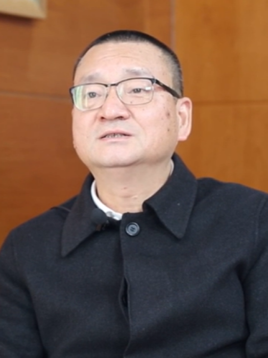 朱立東(濱江服務董事會原主席,執行董事,行政總裁) 朱立東(濱江服務董事會原主席,執行董事,行政總裁)