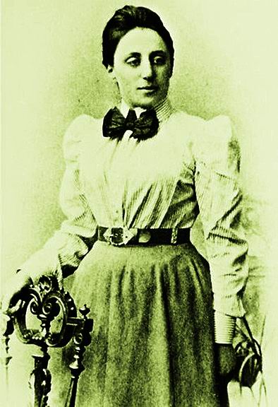 艾米·諾特(EmmyNoether, 1882-1935)、抽象代數奠 基人。