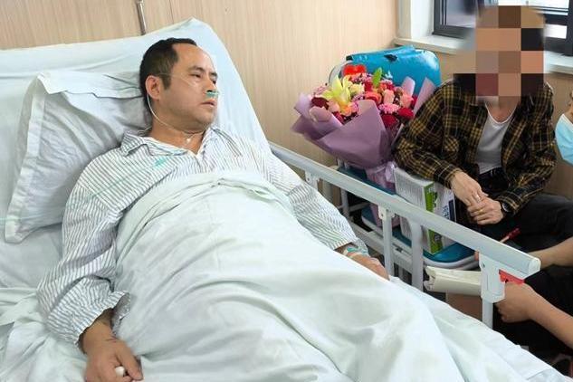 謝文新(梅大高速塌方傷者,救人的福建勇士) 謝文新(梅大高速塌方傷者,救人的福建勇士)
