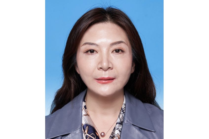 牟冬梅(山東省煙臺市芝罘區政協副主席、數位化城市管理服務中心主任) 牟冬梅(山東省煙臺市芝罘區政協副主席、數位化城市管理服務中心主任)
