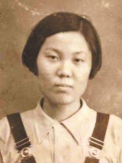 董健民 董健民