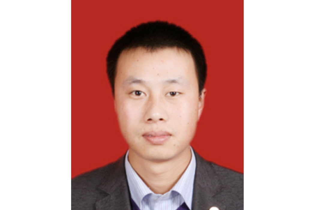 尚高峰(現任尚百幫家政連鎖公司董事長) 尚高峰(現任尚百幫家政連鎖公司董事長)