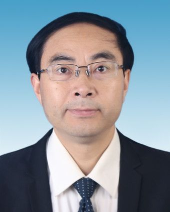 陳華(四川省成都市新津區醫療保障局黨組成員、副局長) 陳華(四川省成都市新津區醫療保障局黨組成員、副局長)