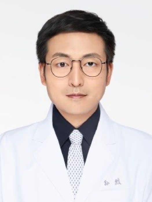 孫烈(北京大學第一醫院胃腸外科副主任醫師、醫務處副處長、團委副書記) 孫烈(北京大學第一醫院胃腸外科副主任醫師、醫務處副處長、團委副書記)