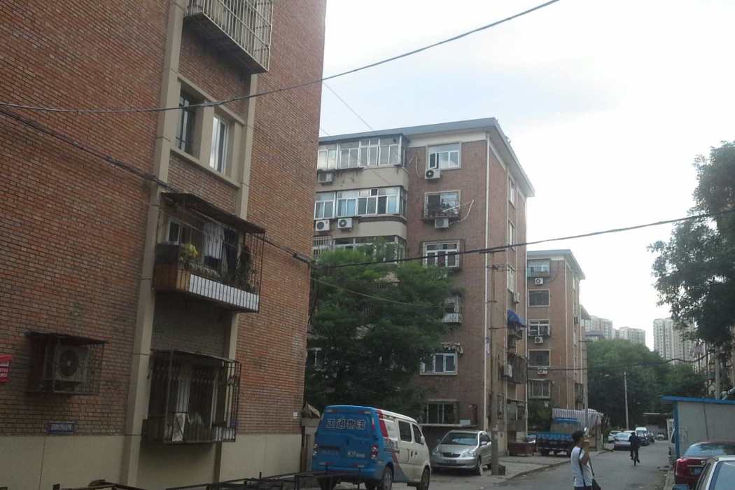 志成里 志成里