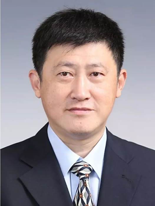 李立峰(上海市長寧區江蘇路街道黨工委副書記) 李立峰(上海市長寧區江蘇路街道黨工委副書記)