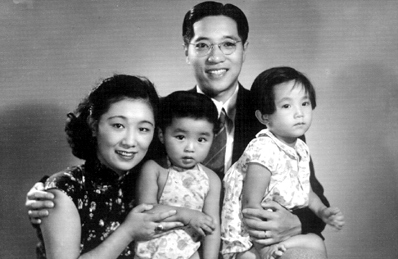 瞿同祖1941年與夫人趙曾玖及子女於北京