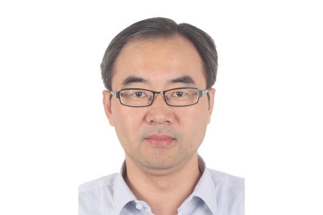 陳慧(上海市實驗學校黨委副書記兼國際部主任) 陳慧(上海市實驗學校黨委副書記兼國際部主任)