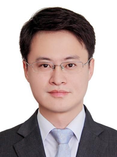 鄭耀彬(上海市委組織部組織二處副處長) 鄭耀彬(上海市委組織部組織二處副處長)