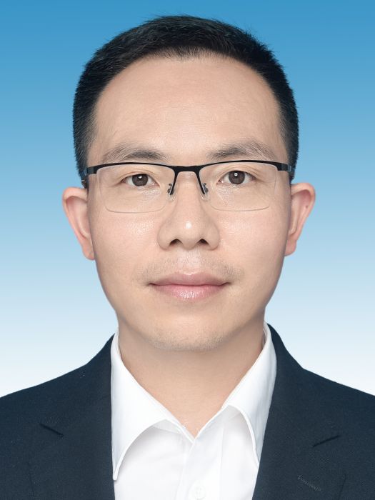 陳闖(重慶市永川區人力資源和社會保障局黨委委員、區勞動人事仲裁院院長) 陳闖(重慶市永川區人力資源和社會保障局黨委委員、區勞動人事仲裁院院長)