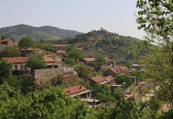 王石門村