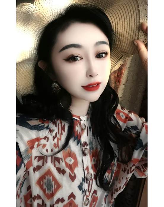 房詩博 房詩博