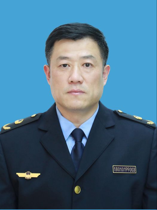 張劍(湖南省長沙市芙蓉區行政執法局黨委委員、副局長) 張劍(湖南省長沙市芙蓉區行政執法局黨委委員、副局長)