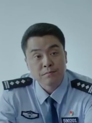 丁海(刑偵題材電影《烈焰追擊》中的角色)