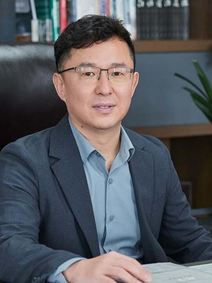 郭川(浙江孔輝汽車科技股份有限公司董事長兼CEO) 郭川(浙江孔輝汽車科技股份有限公司董事長兼CEO)