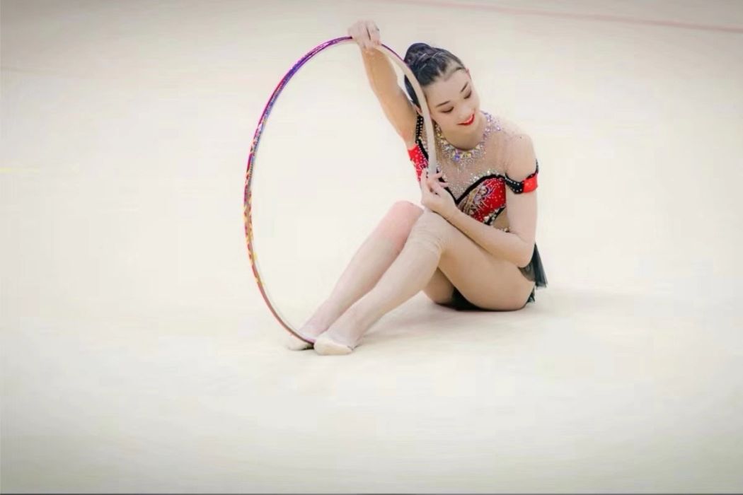 秦金思儀 秦金思儀