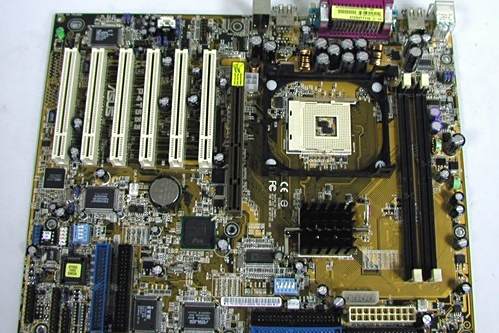 華碩P4T533-C 華碩P4T533-C