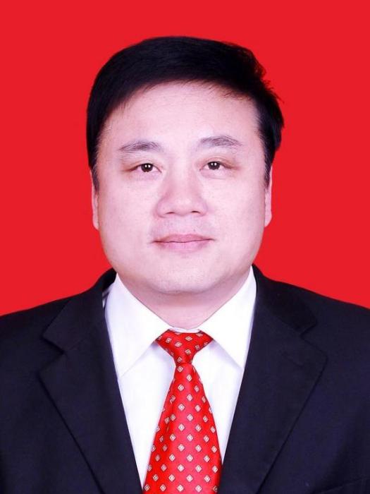 梁建明(湖北青龍山恐龍蛋化石群國家級自然保護區管理局黨組成員、副局長) 梁建明(湖北青龍山恐龍蛋化石群國家級自然保護區管理局黨組成員、副局長)