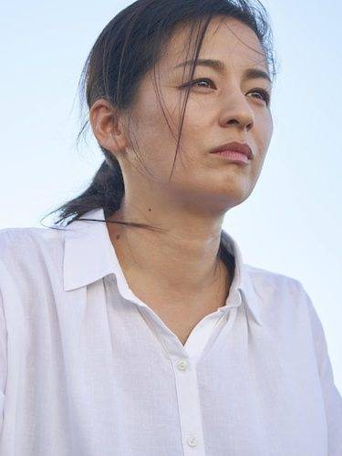 茜色如燒