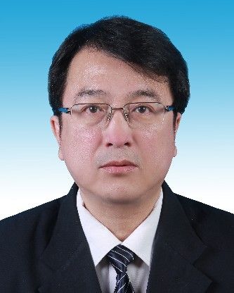 張承軍(呼倫貝爾市海拉爾區政協副主席、黨組成員) 張承軍(呼倫貝爾市海拉爾區政協副主席、黨組成員)
