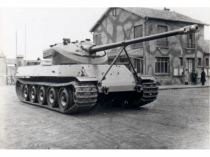 AMX-50配備90毫米火炮重型坦克
