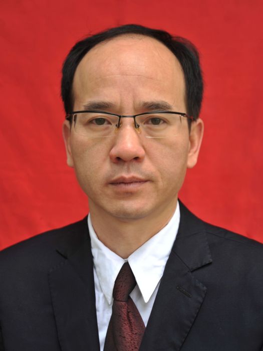 陳子謙(湖南省瀏陽市城鄉發展集團有限責任公司集團董事、副總經理、財務總監,城建集團總經理) 陳子謙(湖南省瀏陽市城鄉發展集團有限責任公司集團董事、副總經理、財務總監,城建集團總經理)
