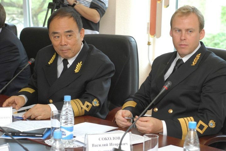 校長，韓裔俄羅斯人Kim Georgy Nikolaevich