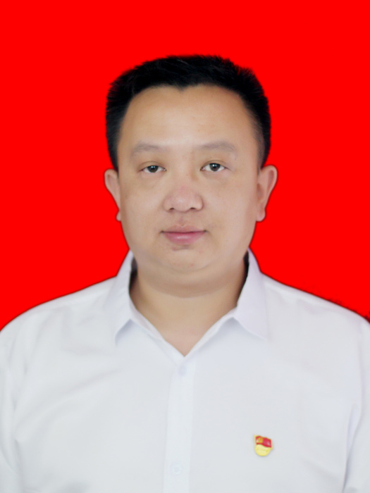 袁輝(江西省九江市都昌縣獅山鄉黨委委員、武裝部長) 袁輝(江西省九江市都昌縣獅山鄉黨委委員、武裝部長)