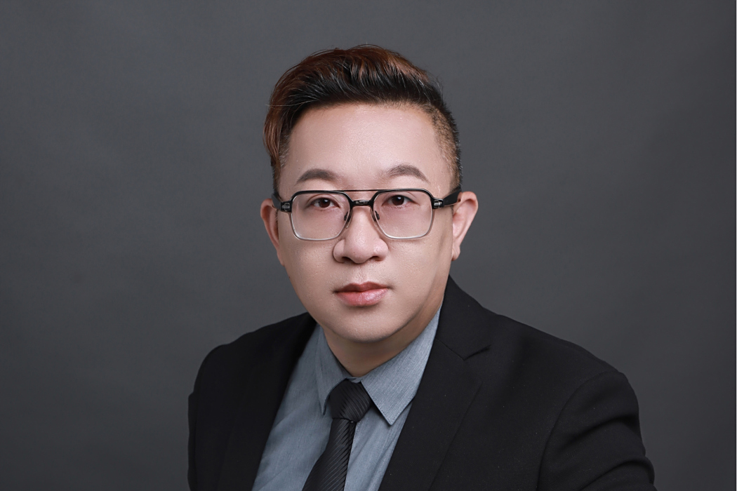 黃偉健(暨南大學教育專家委員會副主任、歐洲經濟研究院研究員、中國產學研合作促進會常務理事)