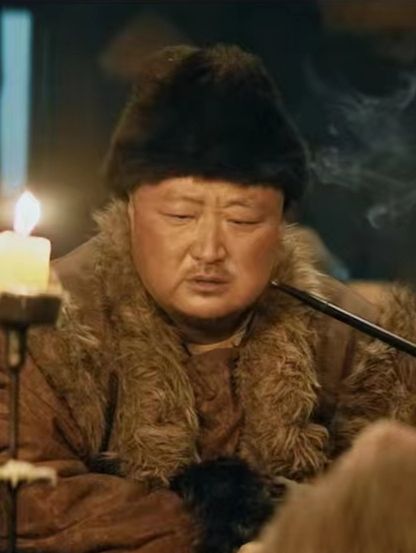 周奎(民俗網路電影《興安嶺獵人傳說2輪迴森林》中的角色) 周奎(民俗網路電影《興安嶺獵人傳說2輪迴森林》中的角色)