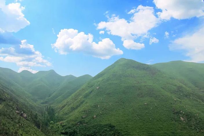 雷祖嶺(湖南省邵東縣雙鳳鄉古奇洞村雷祖嶺) 雷祖嶺(湖南省邵東縣雙鳳鄉古奇洞村雷祖嶺)