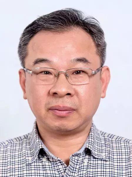 徐國棟(上海高級金融學院助理主任)