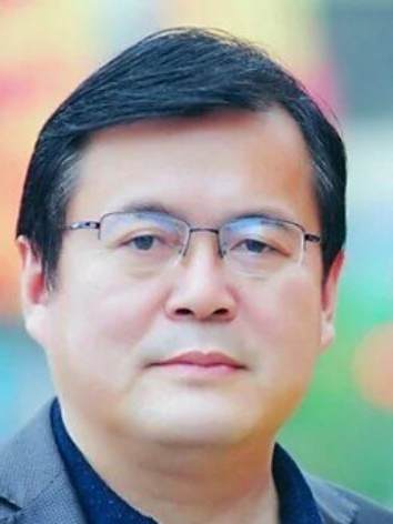 王長年(安徽省池州市東至縣衛生健康委員會黨組副書記) 王長年(安徽省池州市東至縣衛生健康委員會黨組副書記)