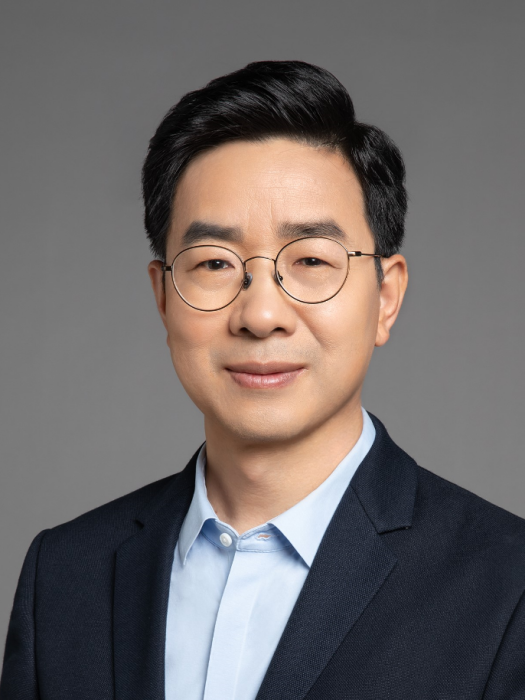 何成鋒(京東集團高級執行副總裁、首席合規官) 何成鋒(京東集團高級執行副總裁、首席合規官)
