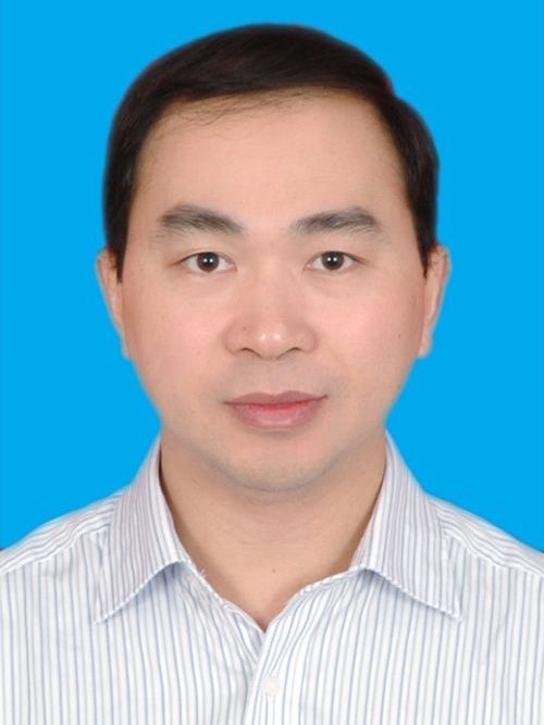 莫志毅(廣東省湛江市赤坎區政協黨組成員、副主席) 莫志毅(廣東省湛江市赤坎區政協黨組成員、副主席)