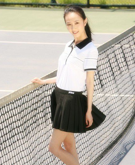 向能青 向能青